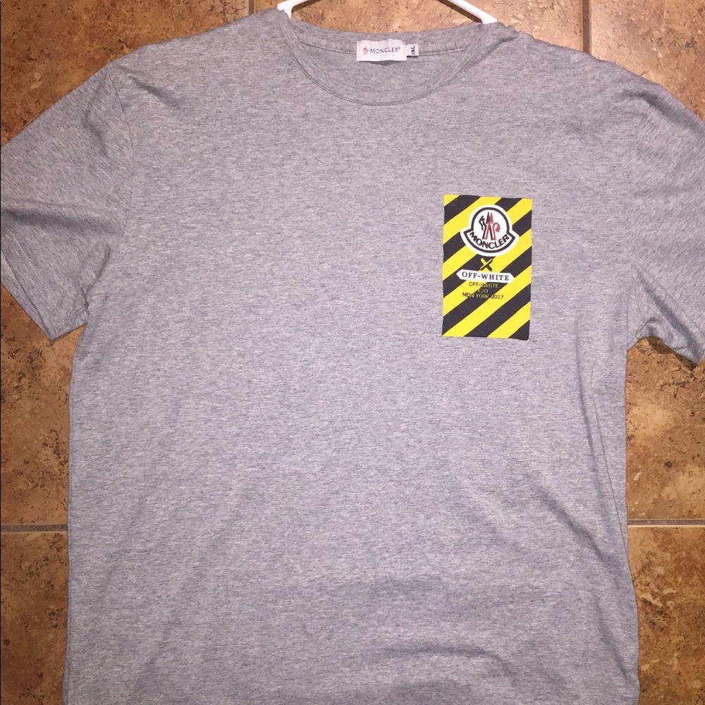 Mens Large Montcler x Off-White Grey T-Shirt